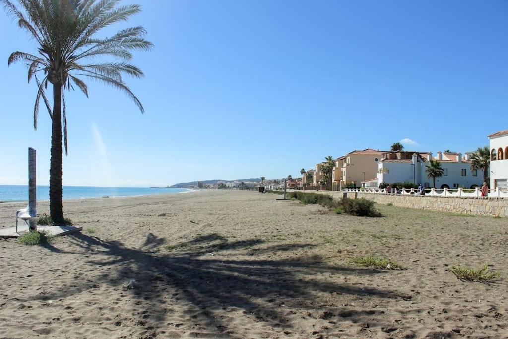 Penthouse With Roof Terrace, Bbq, Pool- And Sea Views Lägenhet Buenas Noches Exteriör bild