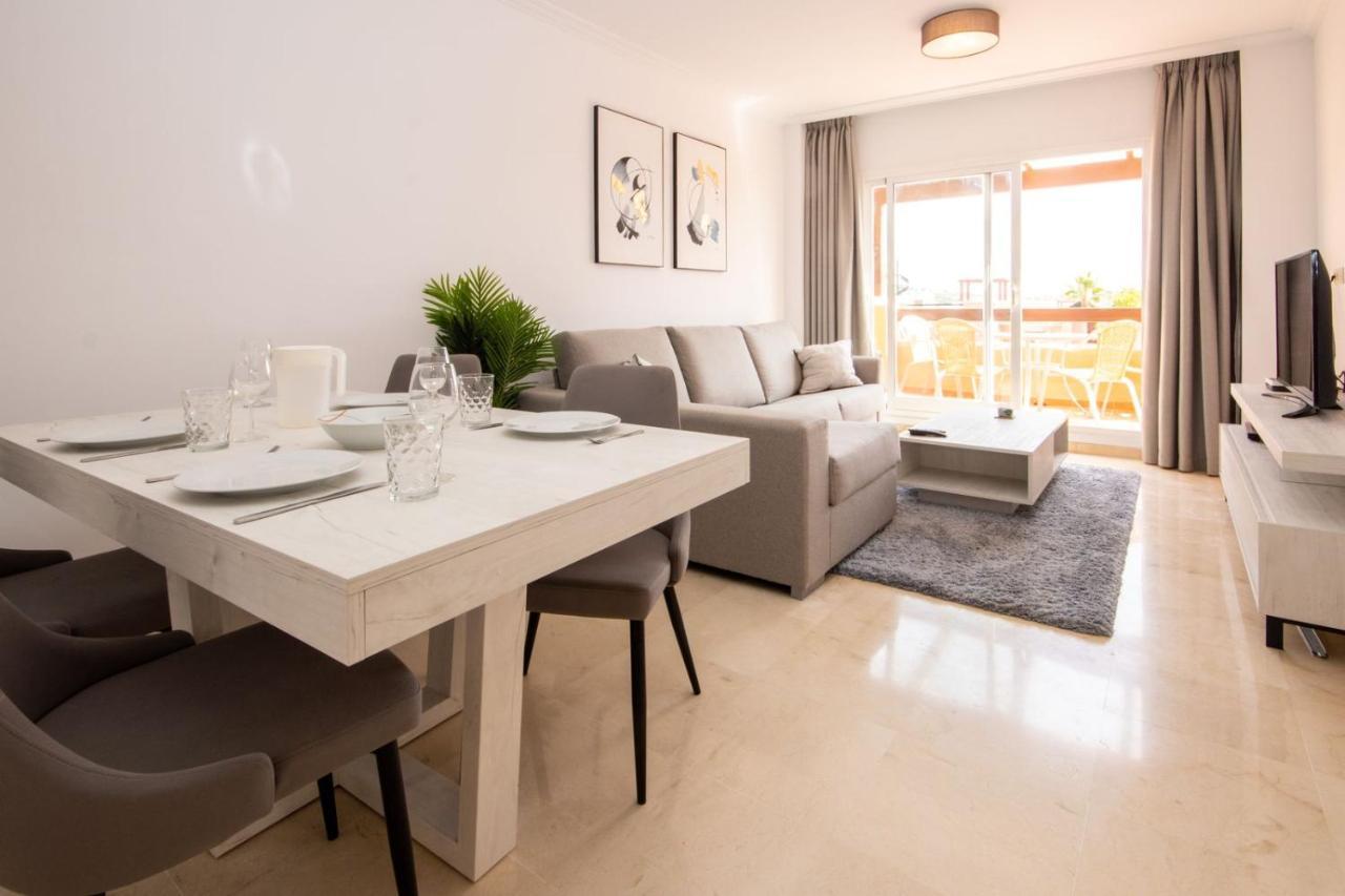 Penthouse With Roof Terrace, Bbq, Pool- And Sea Views Lägenhet Buenas Noches Exteriör bild
